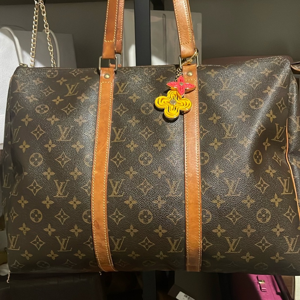 Louis Vuitton Flannery 45 Very Clean Bag